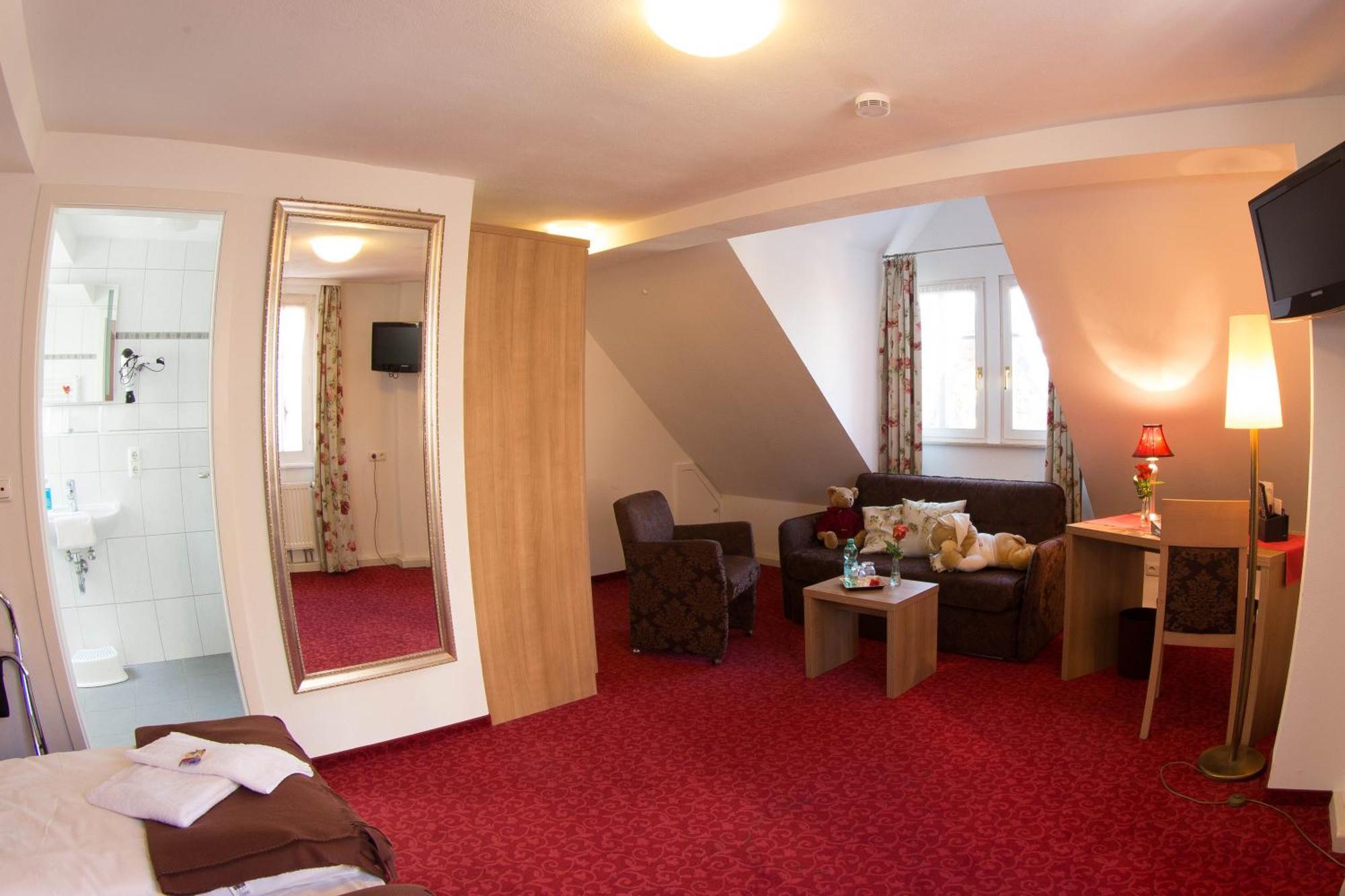 Boutiquehotel Goldene Rose - Self-Check-In Rothenburg ob der Tauber Exterior photo