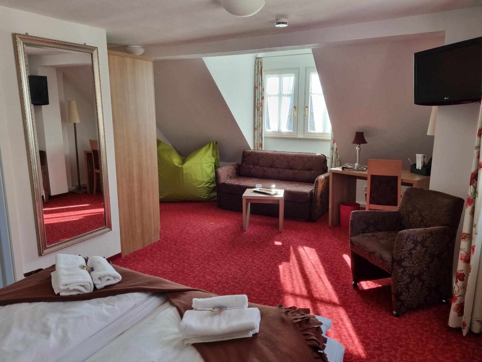 Boutiquehotel Goldene Rose - Self-Check-In Rothenburg ob der Tauber Exterior photo