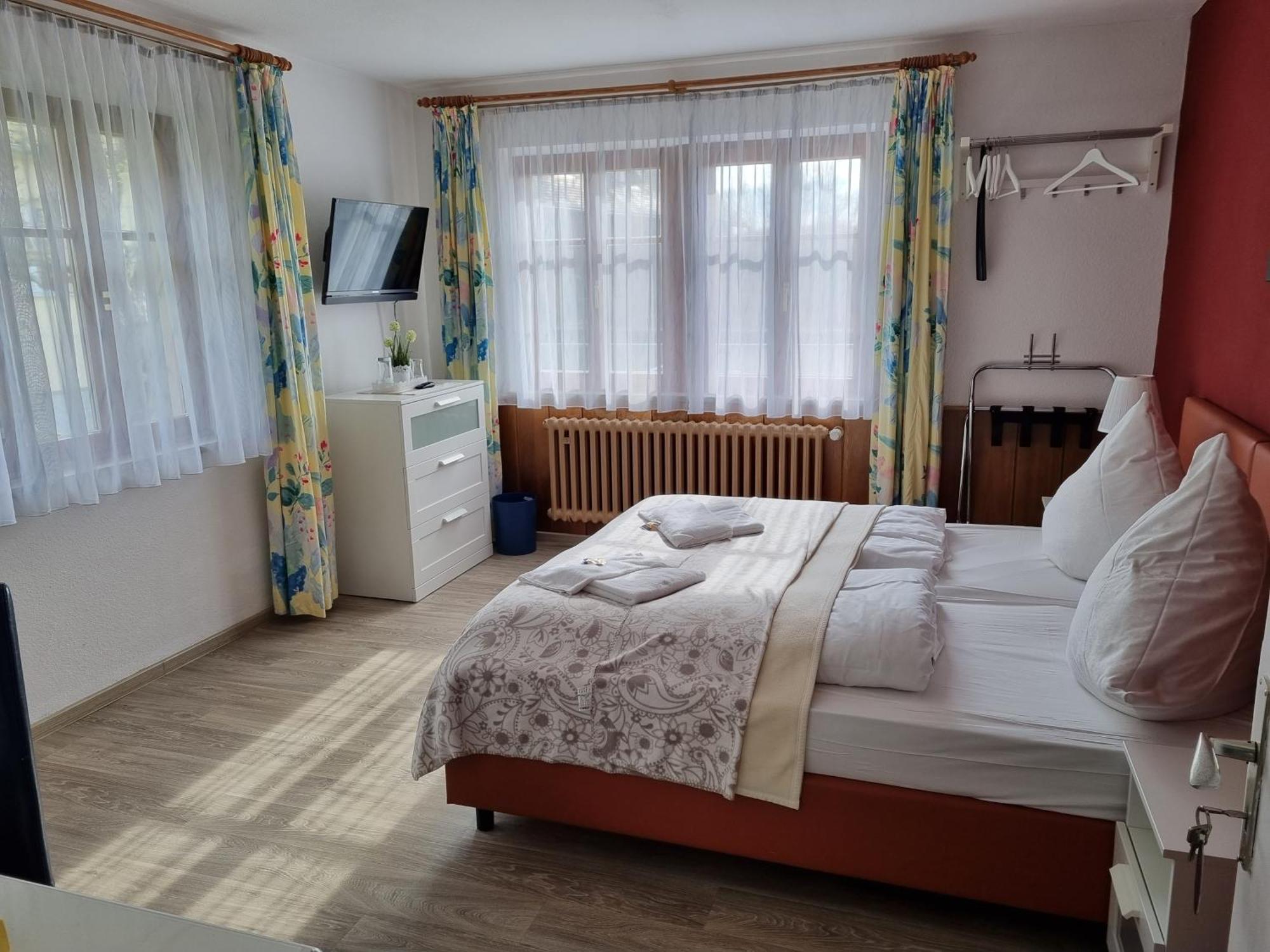 Boutiquehotel Goldene Rose - Self-Check-In Rothenburg ob der Tauber Exterior photo