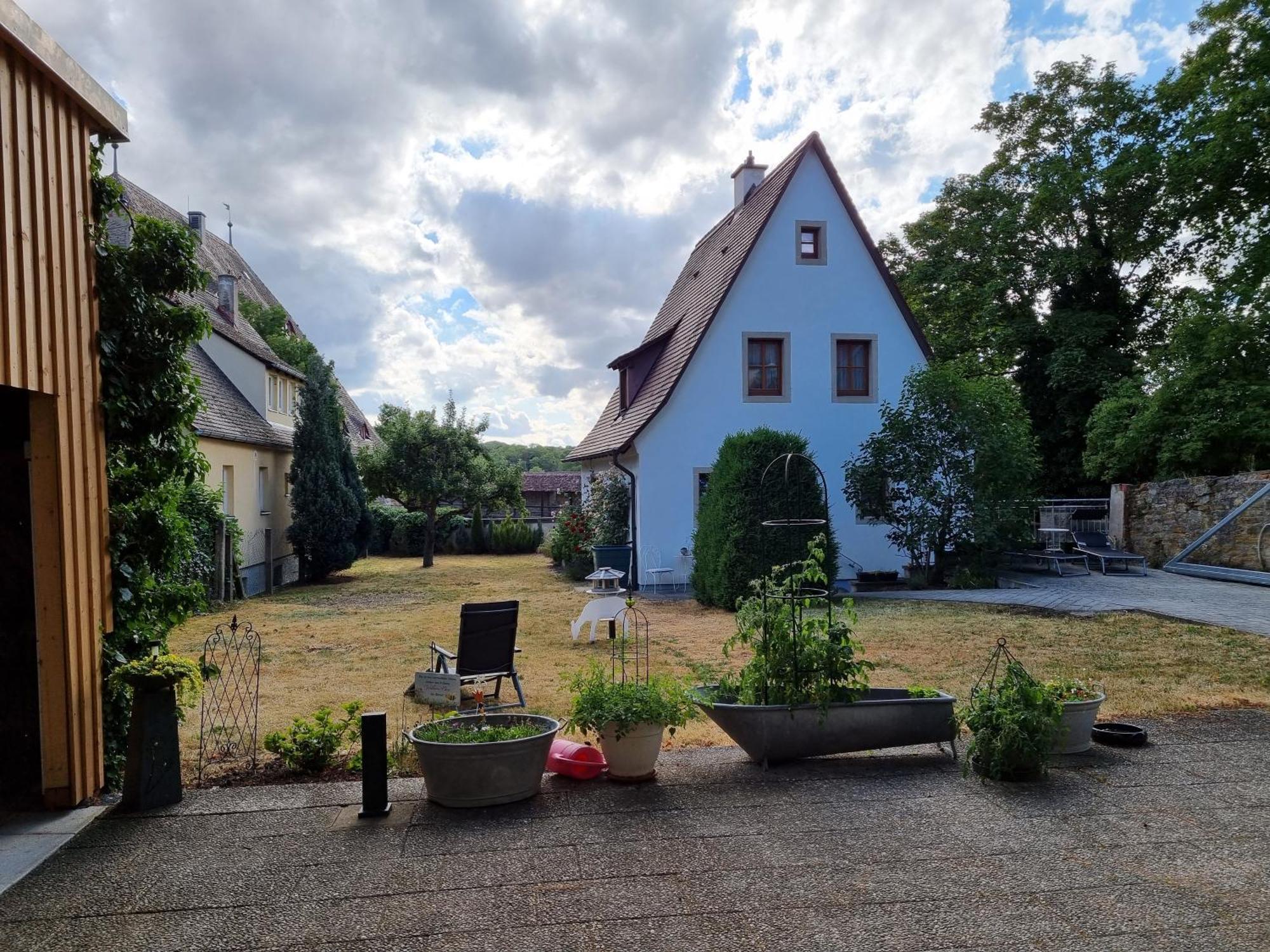 Boutiquehotel Goldene Rose - Self-Check-In Rothenburg ob der Tauber Exterior photo