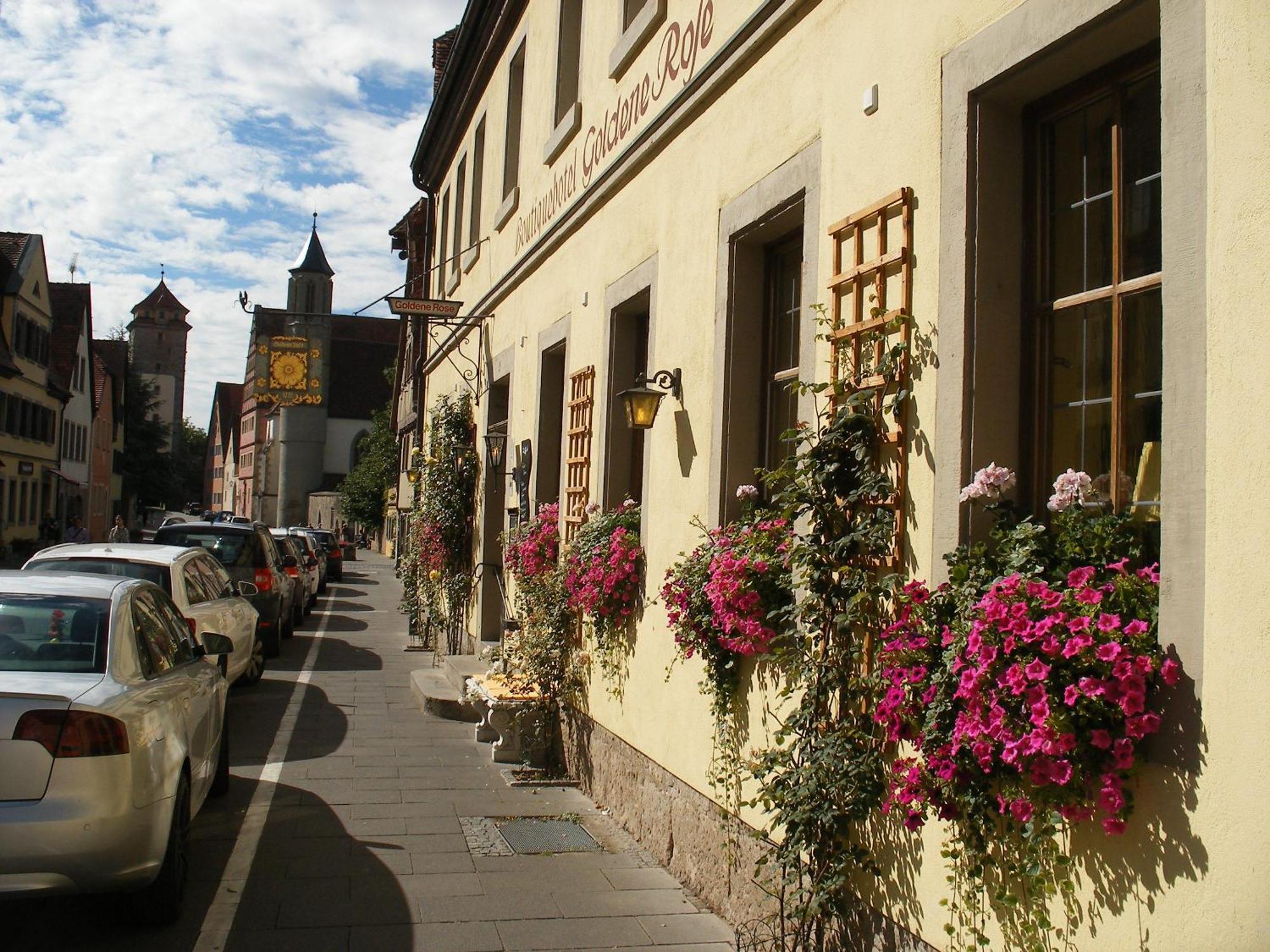 Boutiquehotel Goldene Rose - Self-Check-In Rothenburg ob der Tauber Exterior photo