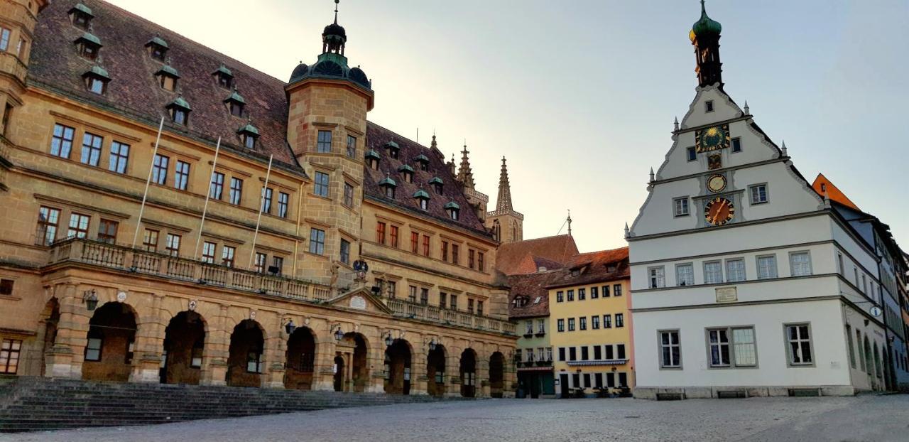 Boutiquehotel Goldene Rose - Self-Check-In Rothenburg ob der Tauber Exterior photo