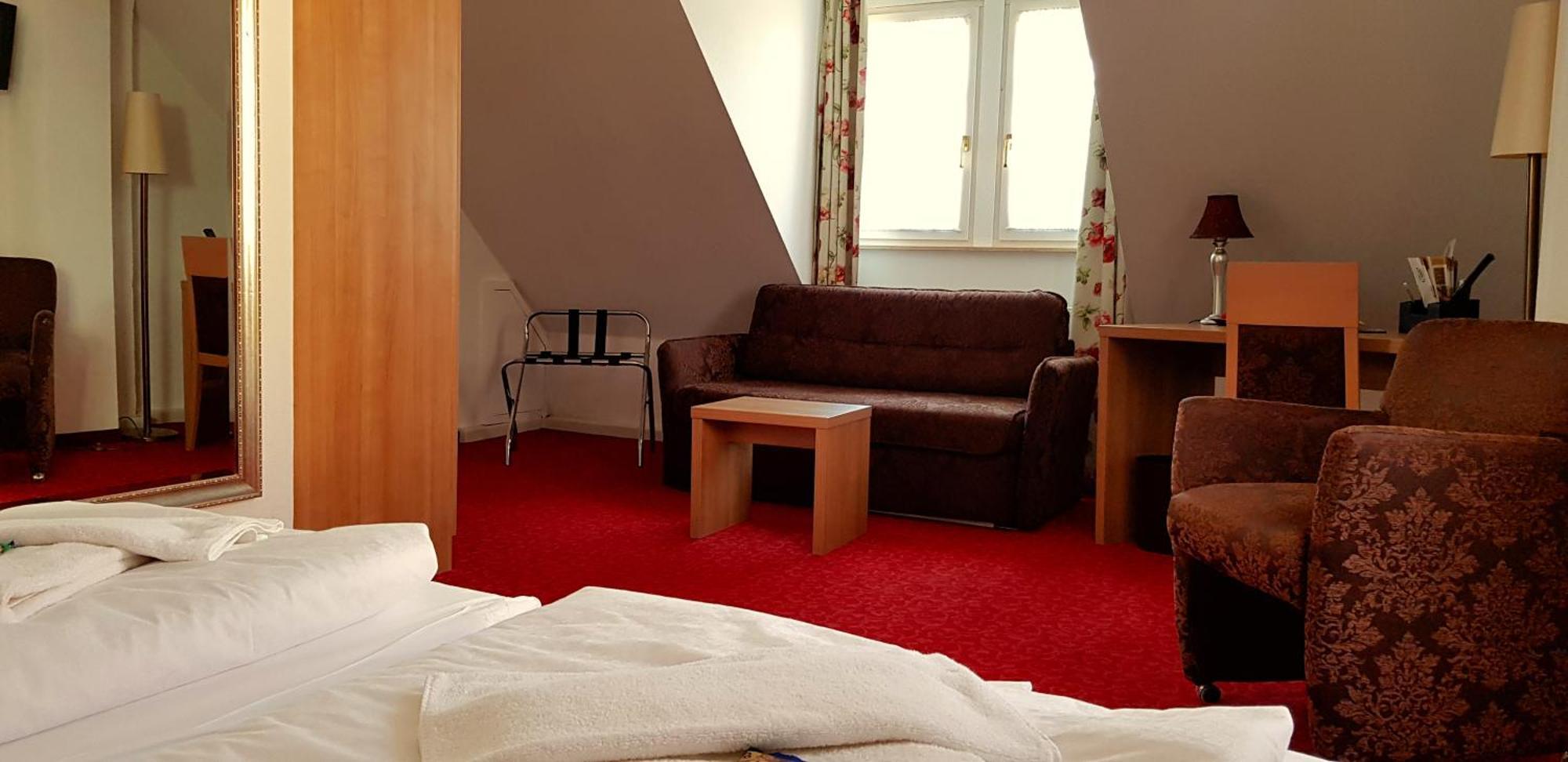 Boutiquehotel Goldene Rose - Self-Check-In Rothenburg ob der Tauber Exterior photo